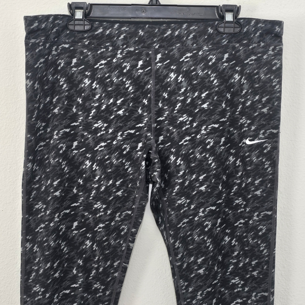 Nike Dri-Fit Crop Leggings Women's 1X - Picture 2 of 4